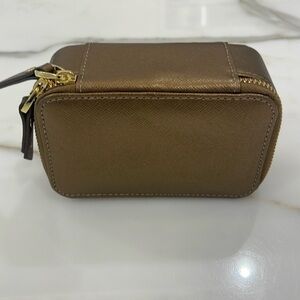 Neiman Marcus Small Tan/Gold Leather Zippered Jewelry Bag—BEAUTIFUL!! NEW!